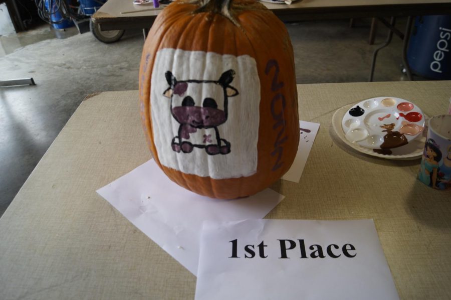 The winning senior pumpkin painting entry
