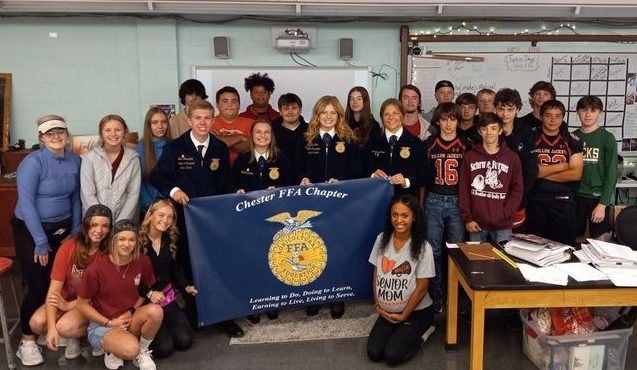 The Section 22 Officer team and Illinois State FFA President Rachel Hood, visited with Ms. Millburgs Intro to Agriculture class Sept. 26 to discuss opportunities in FFA. 