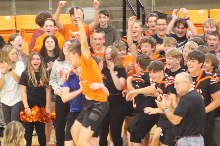 Sophomore class celebrating their win!