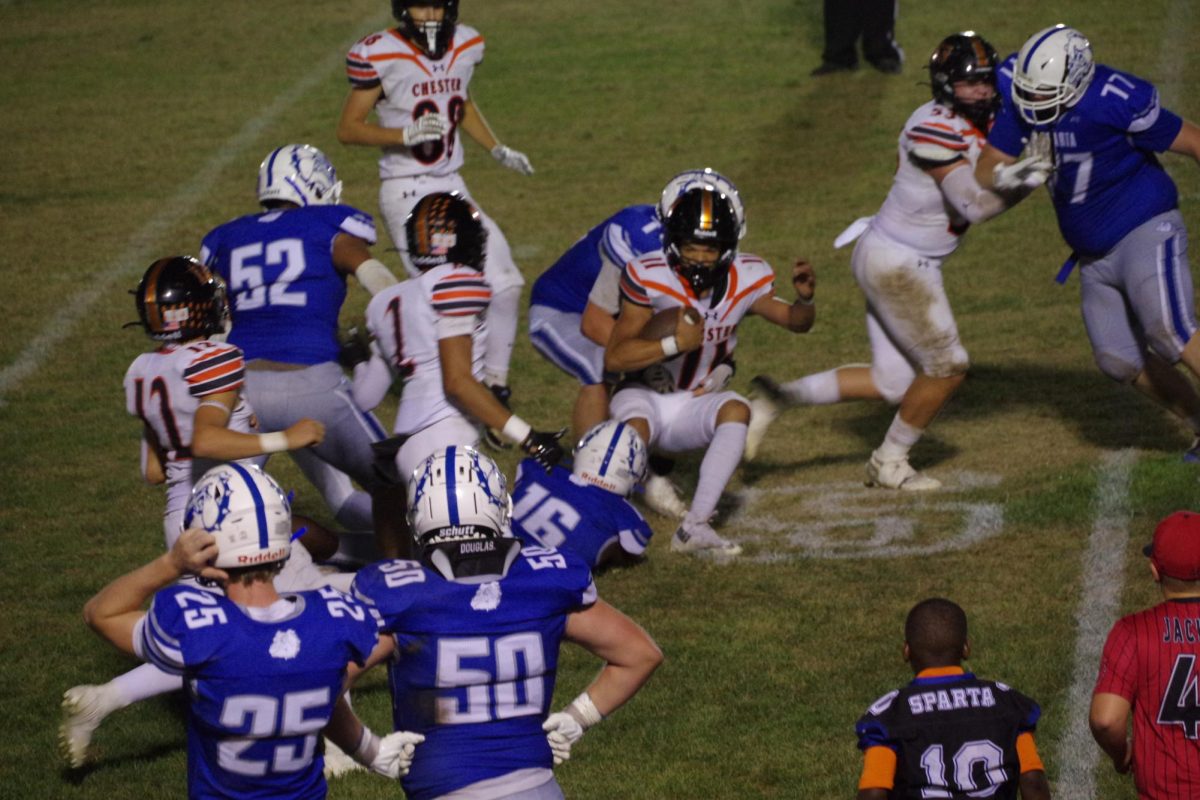 TaShawn Palacio goes for yardage against Sparta Bulldogs