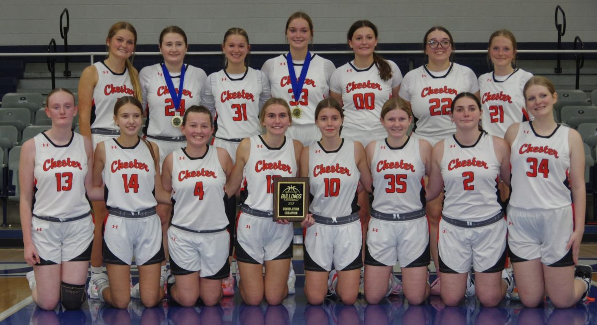 Pictured (Front row, left to right) are Harlow Ebers (13), Kinley Davitz (14), Evelyn McKinney (4), Hanna Crow (12), Bailey Hartman (10), Marlie Caby (35), Kenna Thompson (2), and Maci Ahring (34). Back row left to right) are Riley Lochhead (11), Jessica Stumpe (24), Aubrey Coleman (31), Lexi Mott (33), Rylee Shemonic (00), Natalie Guethersloh  (22), and Lillian Diskey (21)