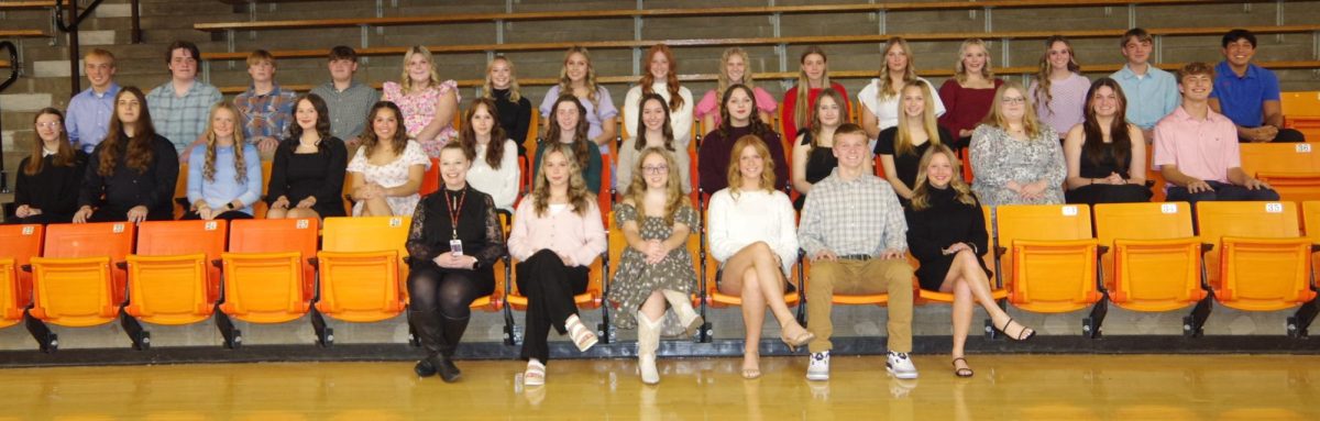 All returning and newly inducted NHS members